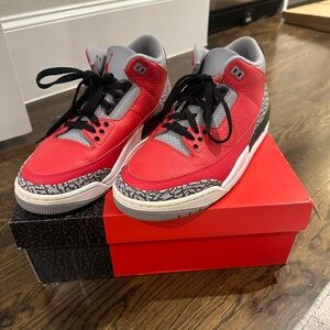 Men’s Nike Air Jordan 3 Retro SE with Box